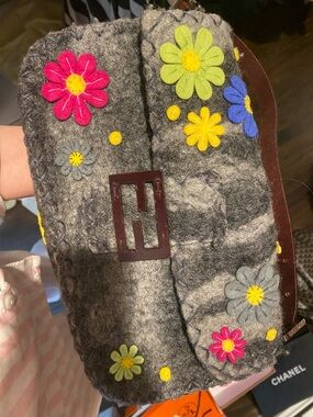 Fendi baguette Gray Felt Shoulder Bag with Multicolor Flower Appliqués